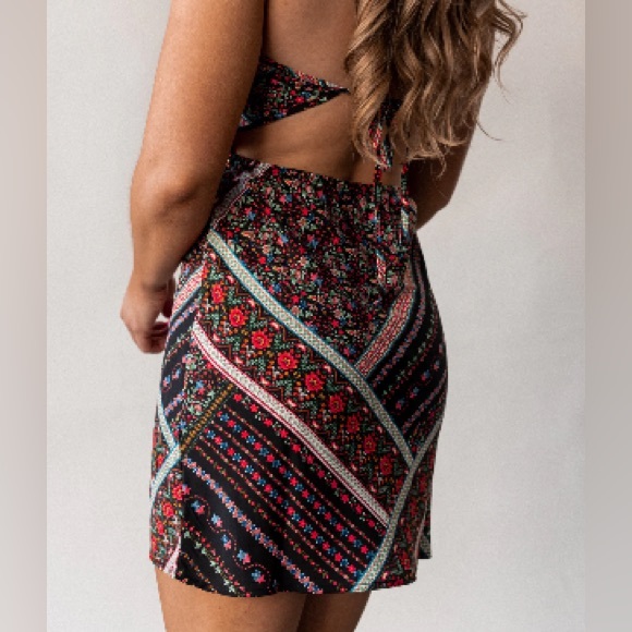 NWT ULTRAVIOLET DRESS - Picture 4 of 6